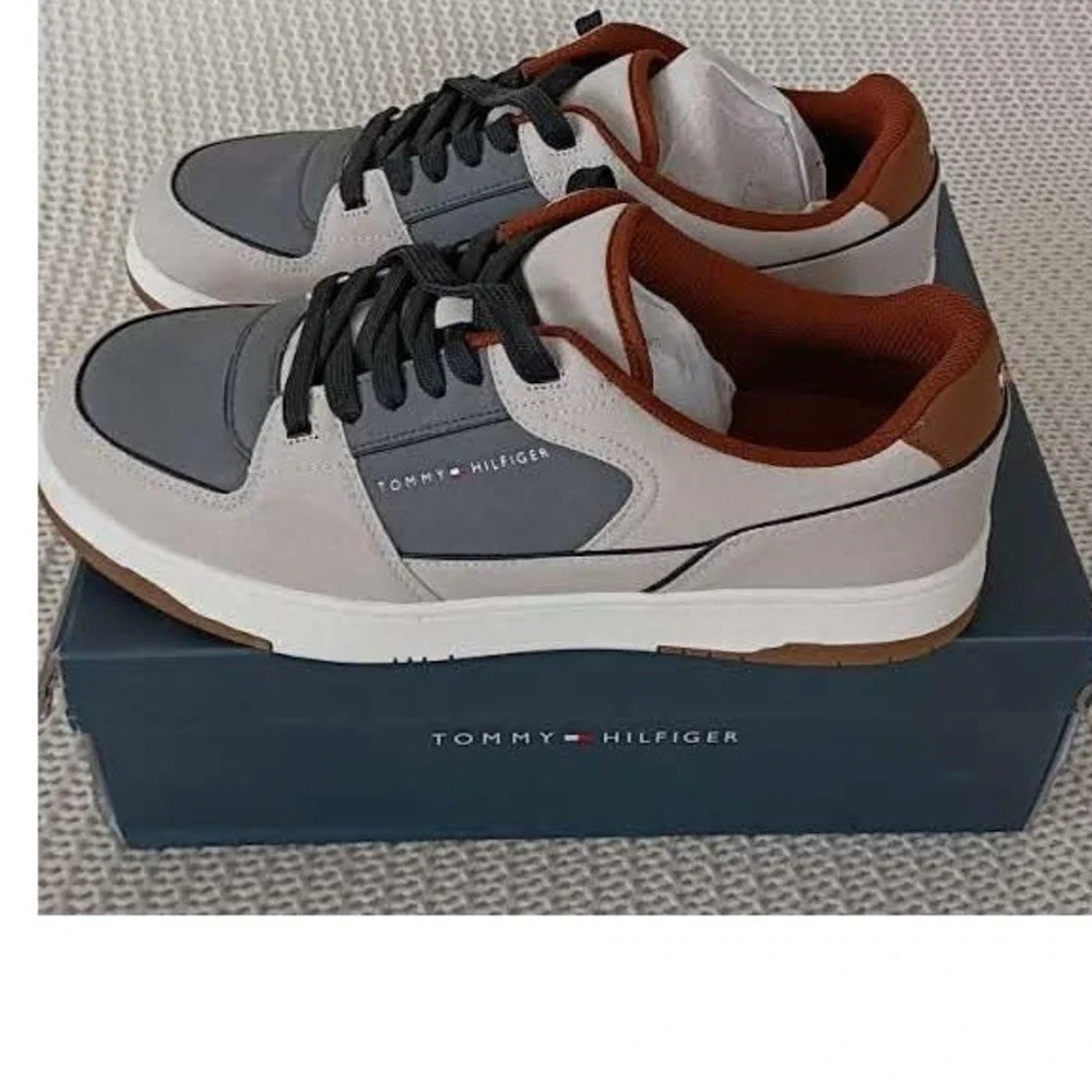 Tommy‎ Hilfiger Tenito Mens Light Gray Low Top Sneakers Size 10 M Memory Foam